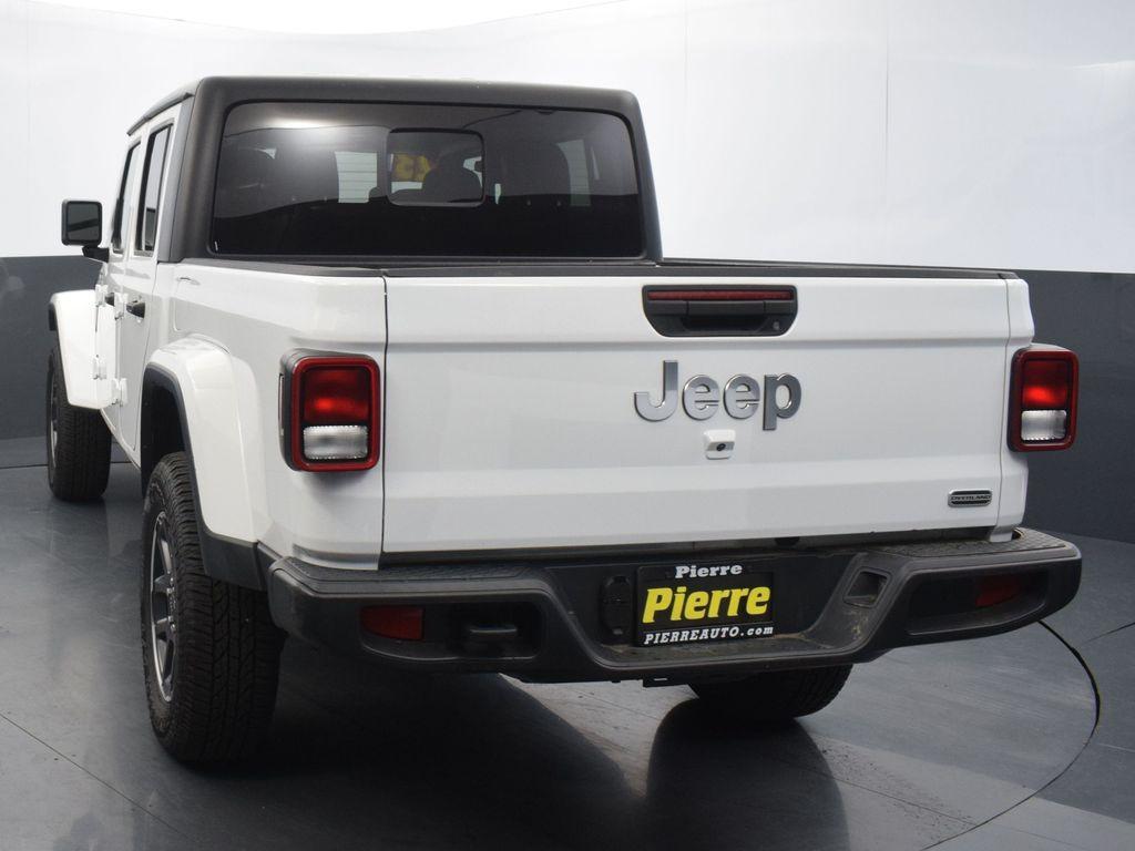 used 2023 Jeep Gladiator car, priced at $30,888