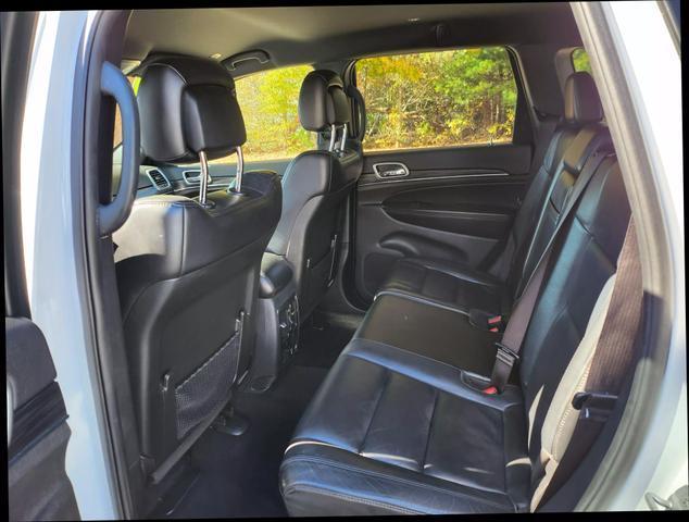 used 2019 Jeep Grand Cherokee car, priced at $18,495