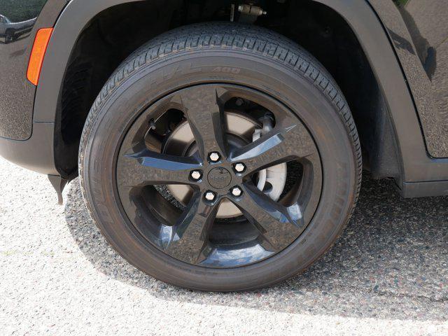 used 2023 Jeep Grand Cherokee car, priced at $32,789