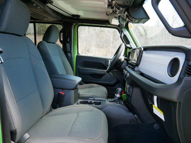 new 2025 Jeep Wrangler car, priced at $46,958