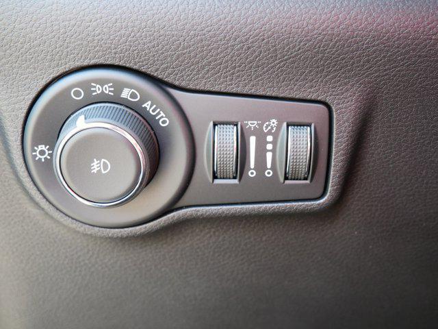 new 2025 Jeep Compass car, priced at $35,999