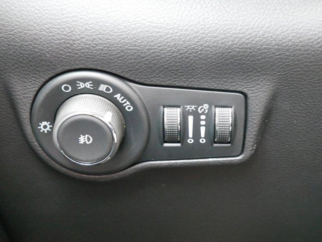 new 2025 Jeep Compass car, priced at $31,999