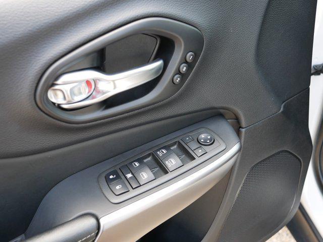 used 2022 Jeep Cherokee car, priced at $26,789