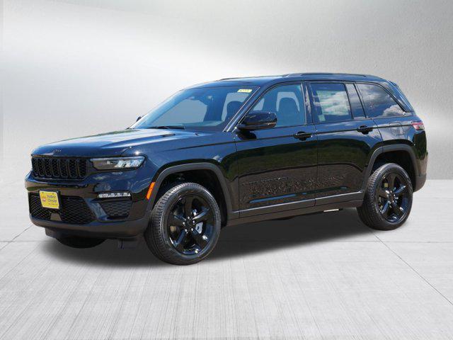 new 2025 Jeep Grand Cherokee car, priced at $46,928