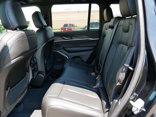 new 2025 Jeep Grand Cherokee car, priced at $46,928