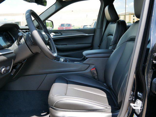 new 2025 Jeep Grand Cherokee car, priced at $46,928