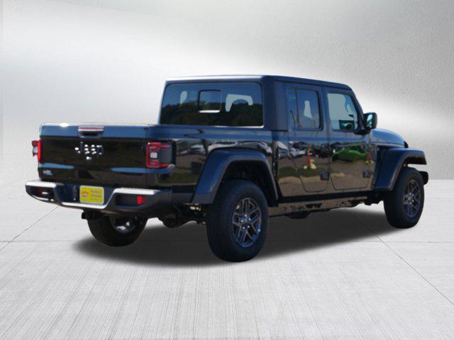 new 2025 Jeep Gladiator car, priced at $45,799