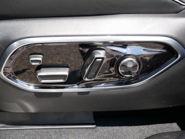 new 2025 Jeep Grand Cherokee L car, priced at $68,524