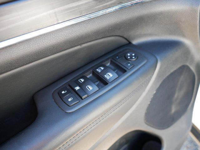 used 2021 Jeep Grand Cherokee car, priced at $29,489