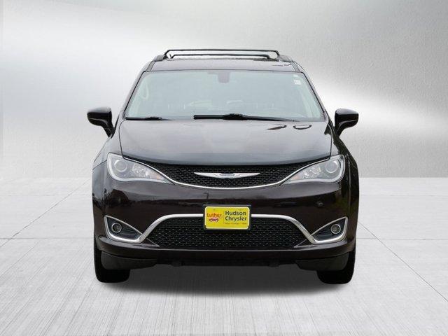 used 2017 Chrysler Pacifica car