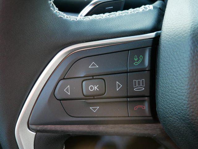 new 2025 Jeep Grand Cherokee car, priced at $45,999