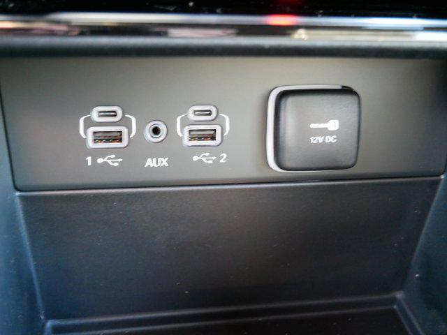 new 2025 Jeep Grand Cherokee car, priced at $45,999