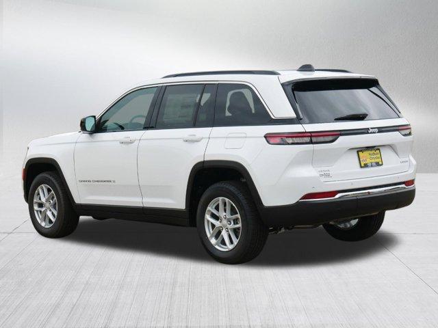 new 2024 Jeep Grand Cherokee car, priced at $38,999