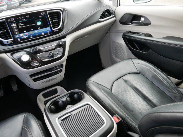 used 2022 Chrysler Pacifica Hybrid car, priced at $21,995
