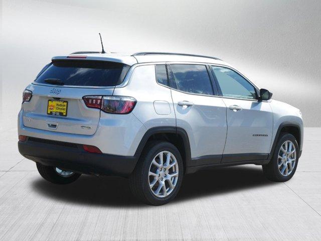 new 2024 Jeep Compass car, priced at $28,999