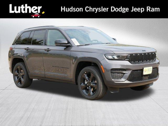 new 2024 Jeep Grand Cherokee car, priced at $42,999