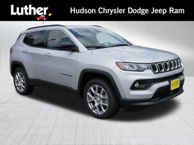 new 2024 Jeep Compass car, priced at $26,999