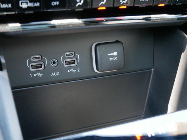 new 2025 Jeep Grand Cherokee car, priced at $45,499