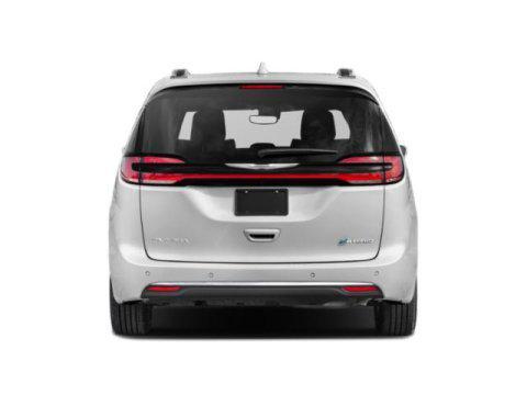 used 2022 Chrysler Pacifica Hybrid car