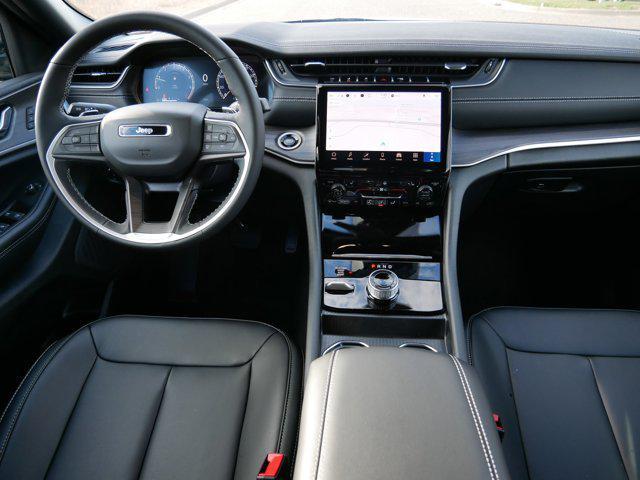 new 2025 Jeep Grand Cherokee car, priced at $43,749