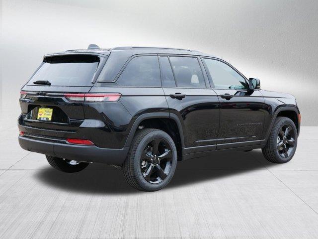 new 2024 Jeep Grand Cherokee car, priced at $44,999