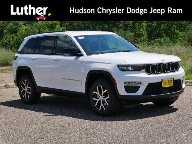 new 2025 Jeep Grand Cherokee car, priced at $43,591