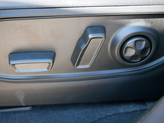 new 2025 Jeep Grand Cherokee car, priced at $44,999