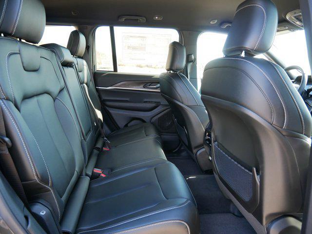 new 2025 Jeep Grand Cherokee car, priced at $44,999