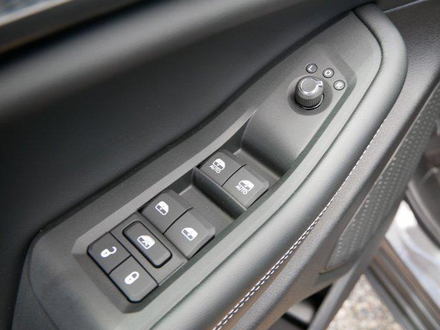 new 2025 Jeep Grand Cherokee L car, priced at $41,999