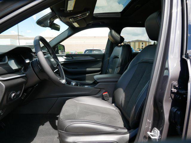 new 2025 Jeep Grand Cherokee L car, priced at $41,999