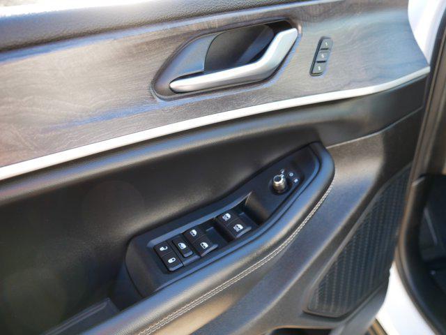 used 2023 Jeep Grand Cherokee L car, priced at $30,777