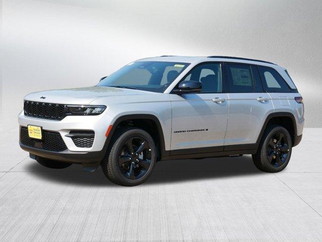 new 2024 Jeep Grand Cherokee car, priced at $44,499