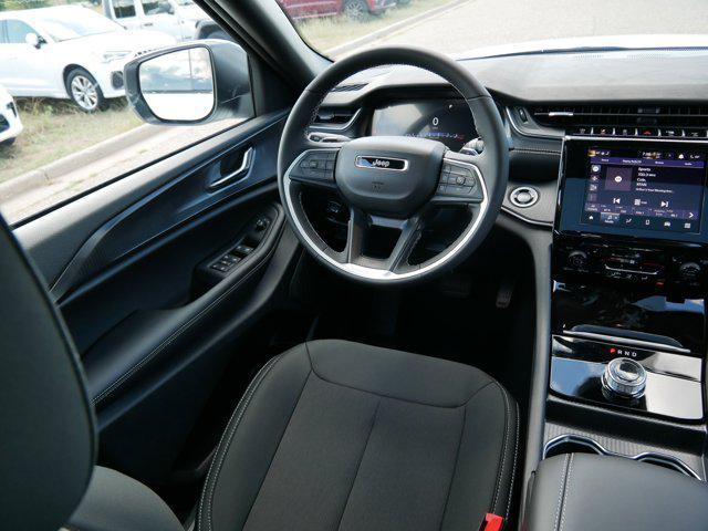 new 2025 Jeep Grand Cherokee L car, priced at $39,999