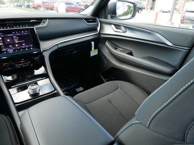 new 2025 Jeep Grand Cherokee L car, priced at $39,999