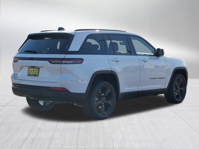 new 2024 Jeep Grand Cherokee car, priced at $42,499