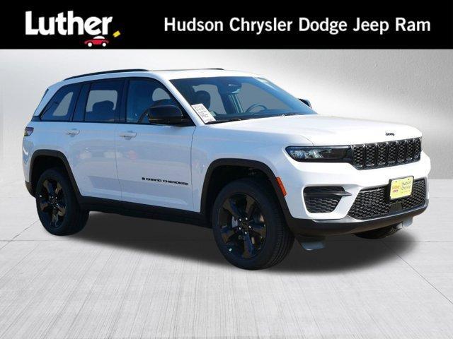 new 2024 Jeep Grand Cherokee car, priced at $42,499