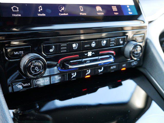 new 2025 Jeep Grand Cherokee car, priced at $49,999