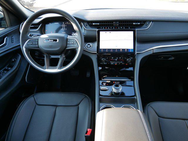 new 2025 Jeep Grand Cherokee car, priced at $49,999