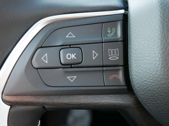 new 2025 Jeep Grand Cherokee car, priced at $49,999