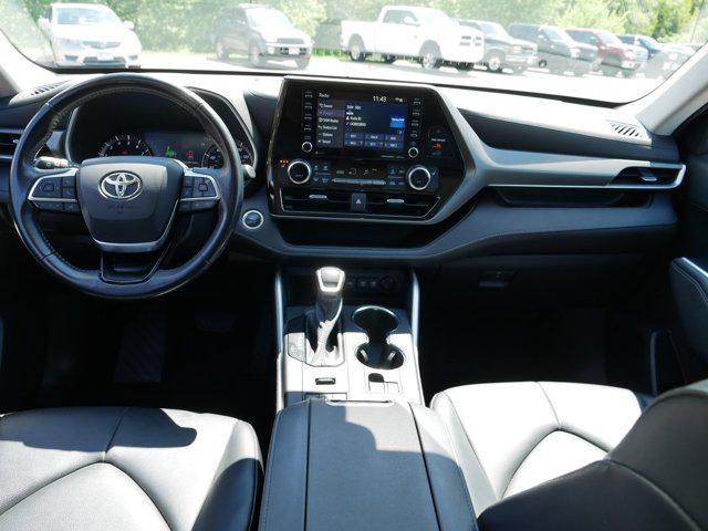 used 2021 Toyota Highlander car, priced at $27,489