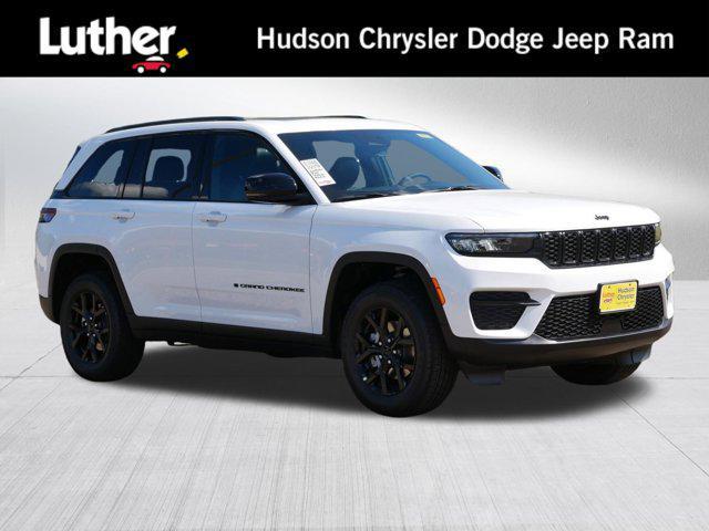 new 2025 Jeep Grand Cherokee car, priced at $41,799