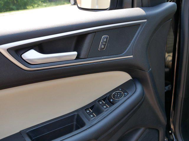 used 2022 Ford Edge car, priced at $22,381