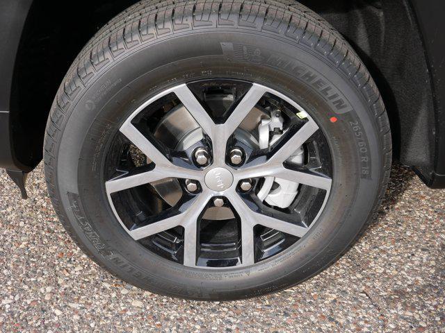 new 2025 Jeep Grand Cherokee car, priced at $42,999