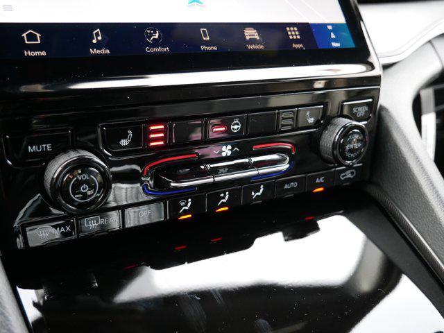 new 2025 Jeep Grand Cherokee car, priced at $42,999