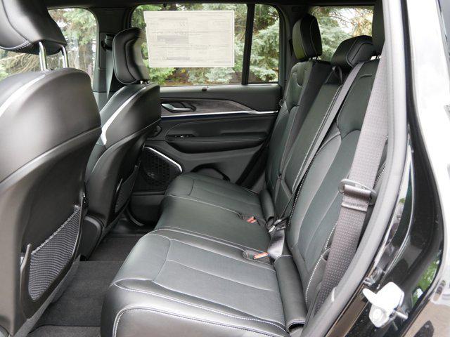 new 2025 Jeep Grand Cherokee car, priced at $59,499