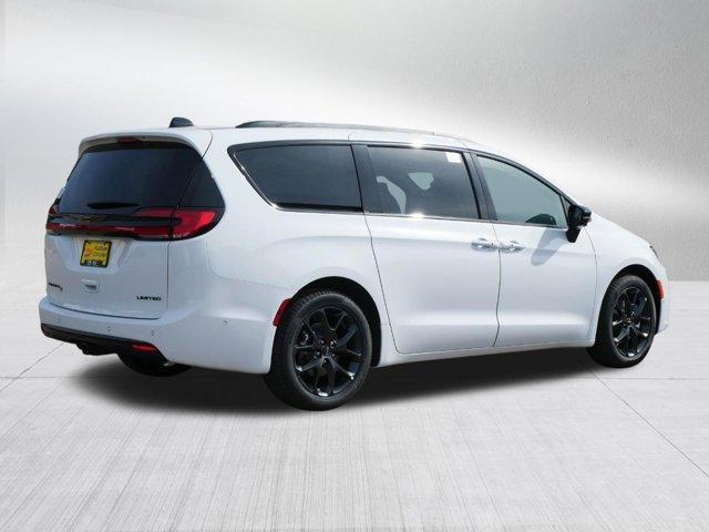 new 2024 Chrysler Pacifica car, priced at $52,999