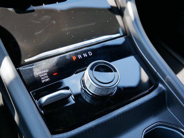 new 2025 Jeep Grand Cherokee car, priced at $41,273