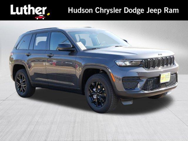 new 2025 Jeep Grand Cherokee car, priced at $44,779