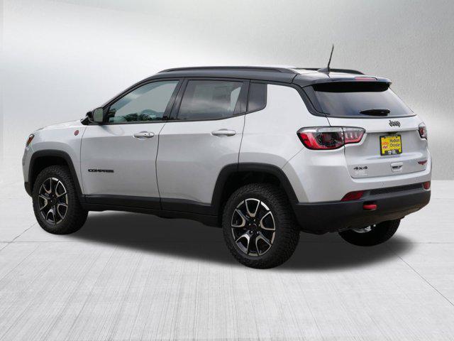 new 2025 Jeep Compass car, priced at $32,999