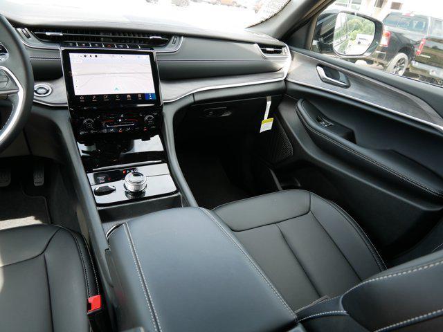 new 2025 Jeep Grand Cherokee L car, priced at $43,999